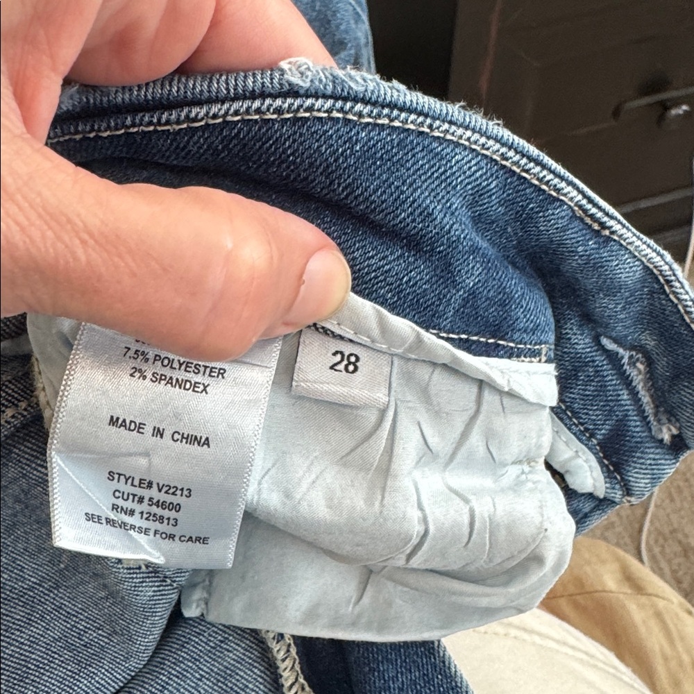 Vervet Mid Rise Crop Straight Jeans 28 - Picture 10 of 13